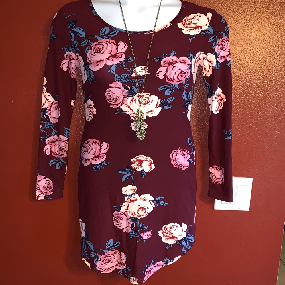 Flower 🌸 Dress LIKE NEW!!